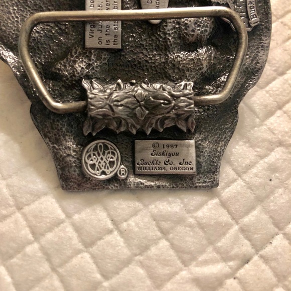 Siskiyou Collectable belt buckle - Picture 2 of 4